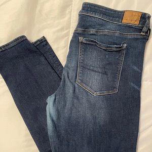 Ripped American Eagle jeggings